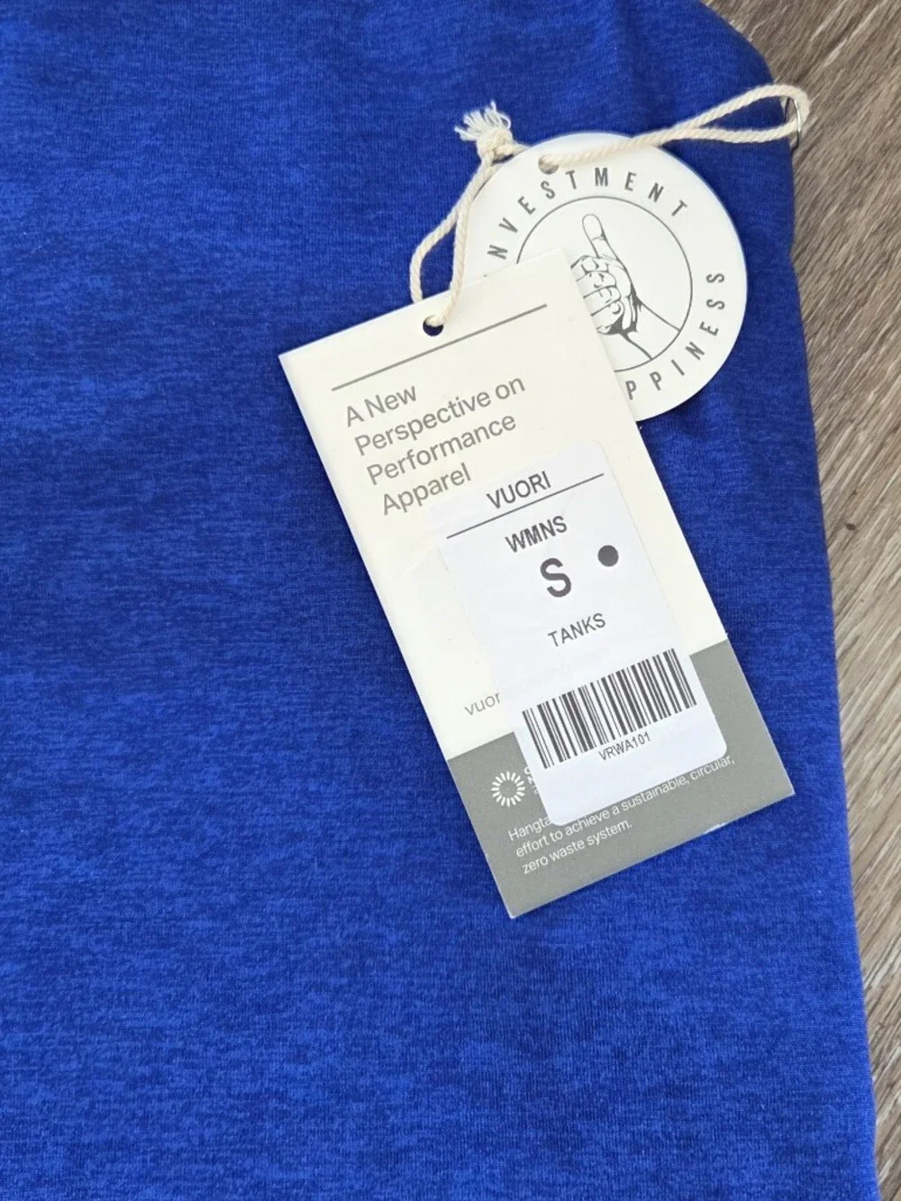Vuori Halo Performance Crop Top Tank 2.0 Copenhagen NWT Racerback HTF PRICE FIRM - Picture 7 of 9